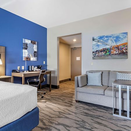 Best Western Plus Castlerock Inn & Suites Bentonville Luaran gambar
