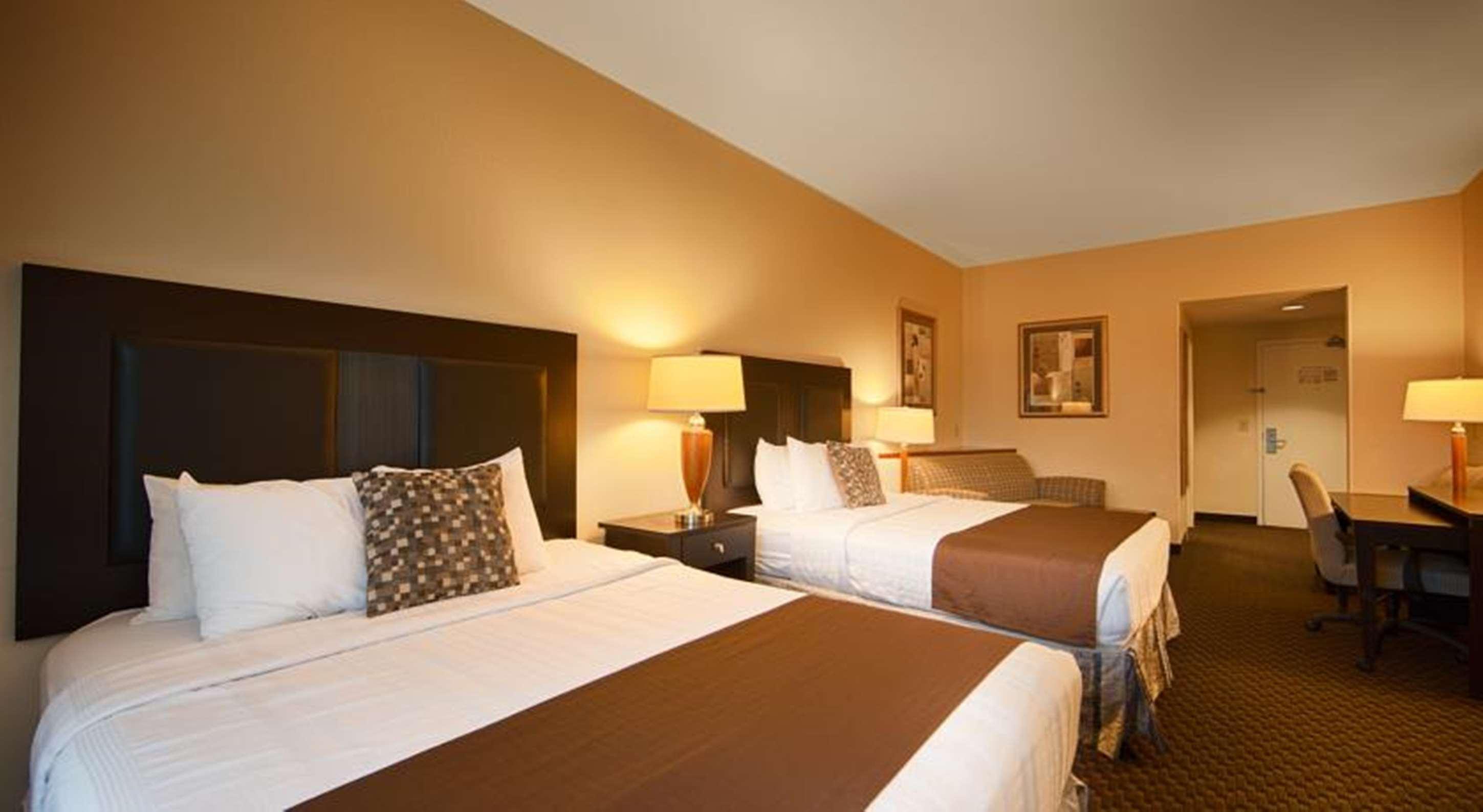 Best Western Plus Castlerock Inn & Suites Bentonville Luaran gambar